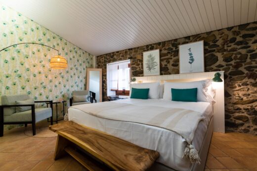 Comfort room Masía